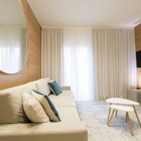 Metropol Ceccarini - Luxury Hotel apartamentowy
