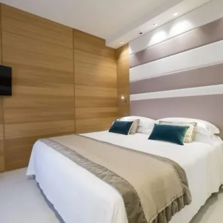 Metropol Ceccarini - Luxury Hotel apartamentowy