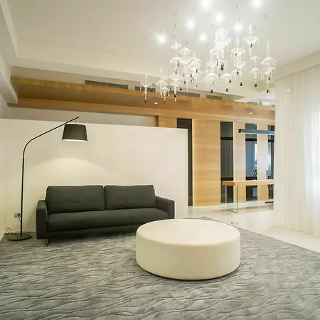 アパートホテル Metropol Ceccarini - Luxury