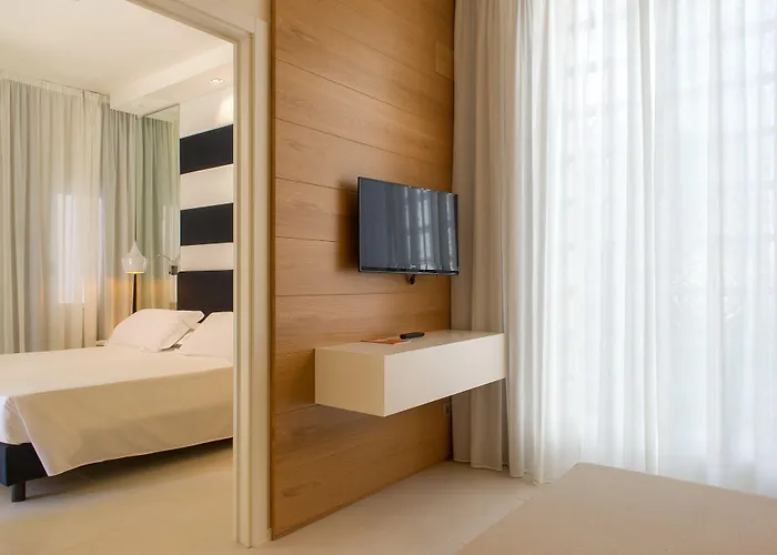 Metropol Ceccarini - Luxury 4* ريتشيوني