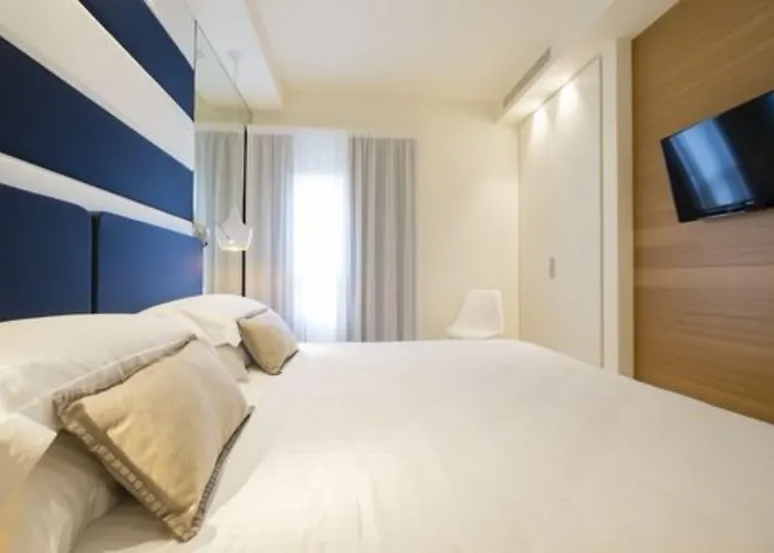 Metropol Ceccarini - Luxury شقة فندقية ريتشيوني