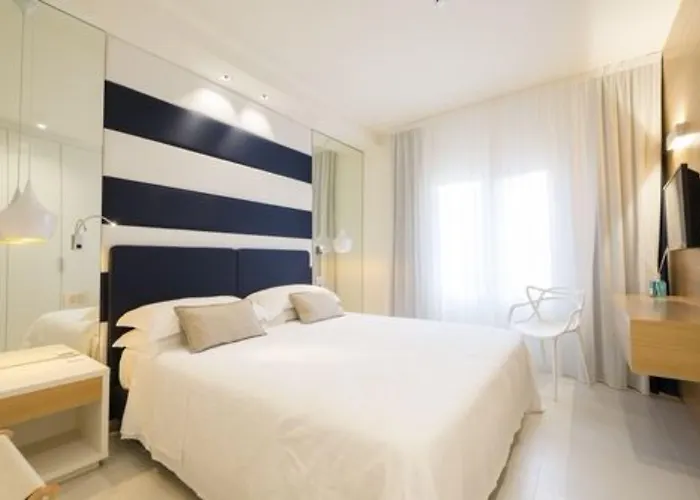 Metropol Ceccarini - Luxury شقة فندقية ريتشيوني