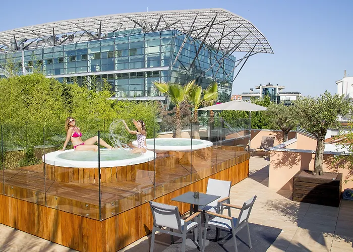 Metropol Ceccarini - Luxury