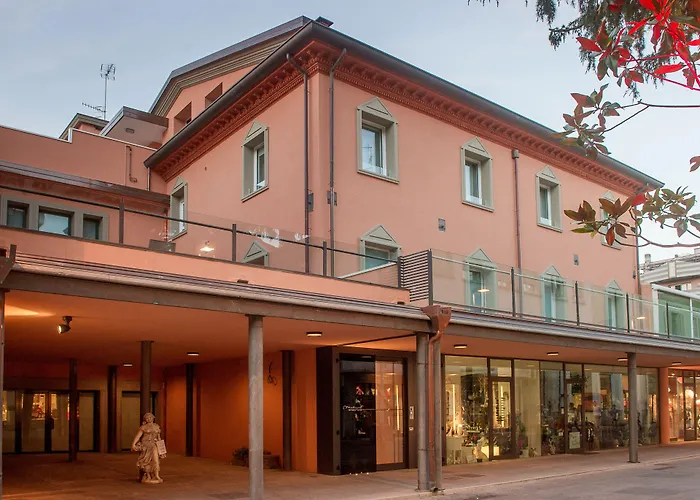 شقة فندقية Metropol Ceccarini - Luxury ريتشيوني