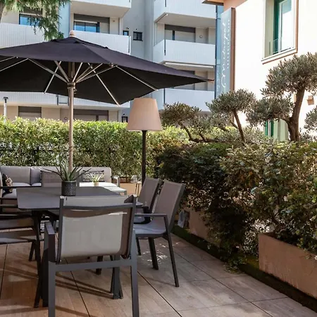 Metropol Ceccarini - Luxury 4*