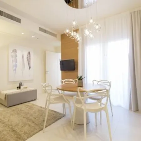 Metropol Ceccarini - Luxury Lejlighedshotel Riccione