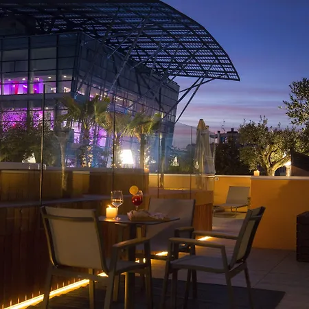 Metropol Ceccarini - Luxury Apartahotel