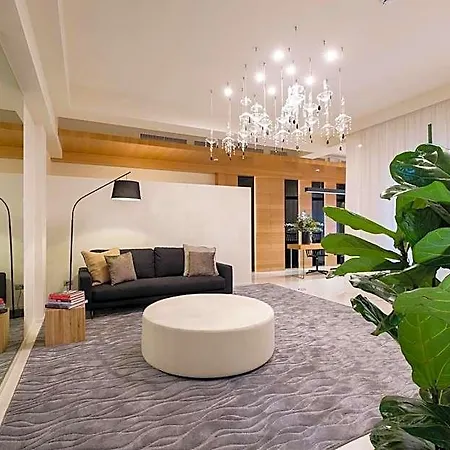 Metropol Ceccarini - Luxury Aparthotel Riccione