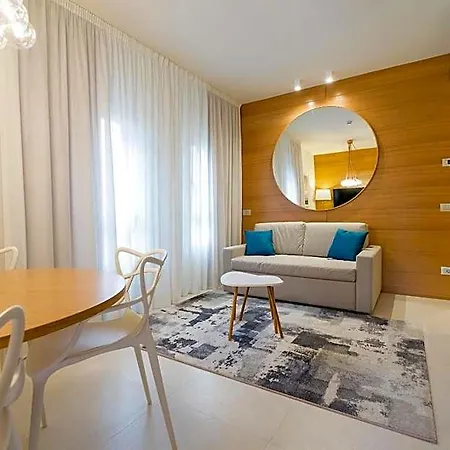 Metropol Ceccarini - Luxury Aparthotel Riccione