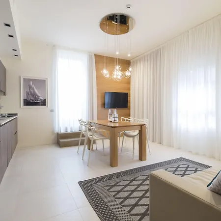 Metropol Ceccarini - Luxury Aparthotel Riccione