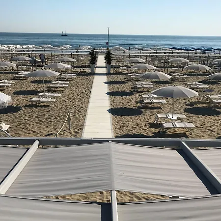 Aparthotel Metropol Ceccarini - Luxury Riccione