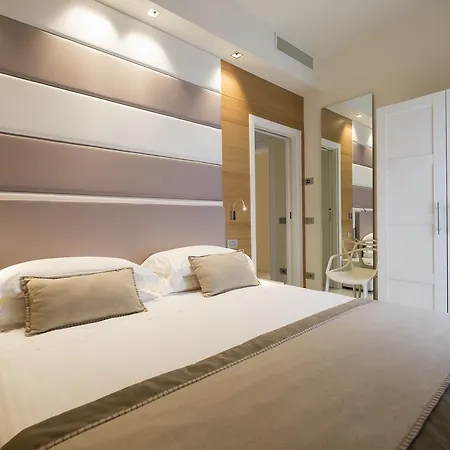Metropol Ceccarini - Luxury Aparthotel 4*