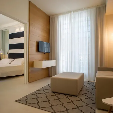 Metropol Ceccarini - Luxury 4* Riccione