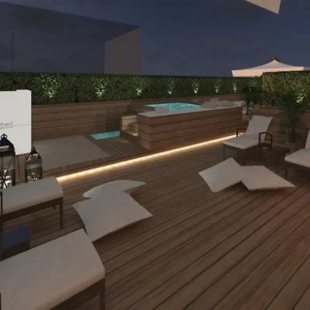 アパートホテル Metropol Ceccarini - Luxury 4*